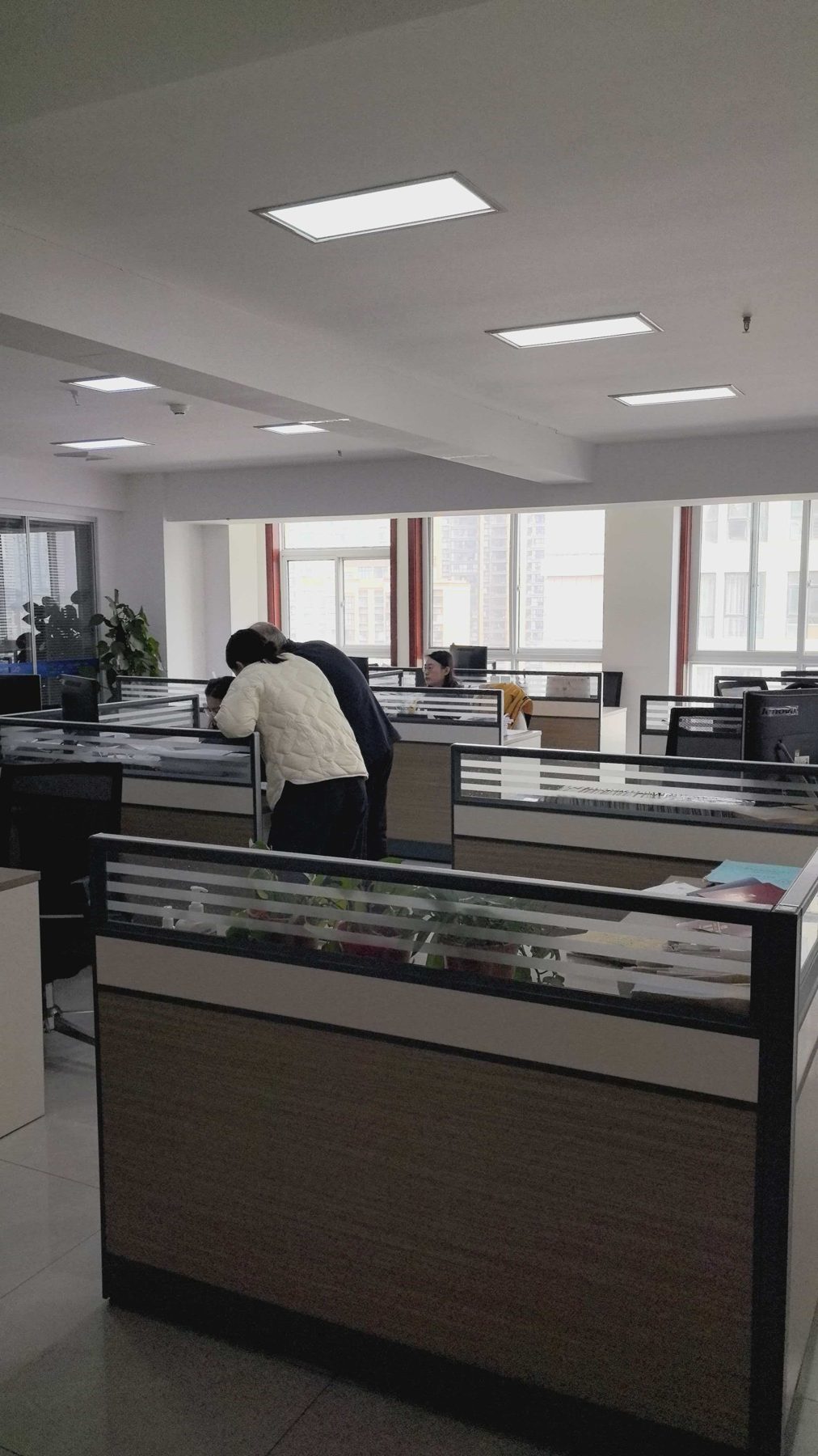 Weinan Hongrui office